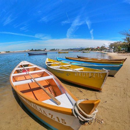Pousada Figueira Guarda do Embaú Esterno foto