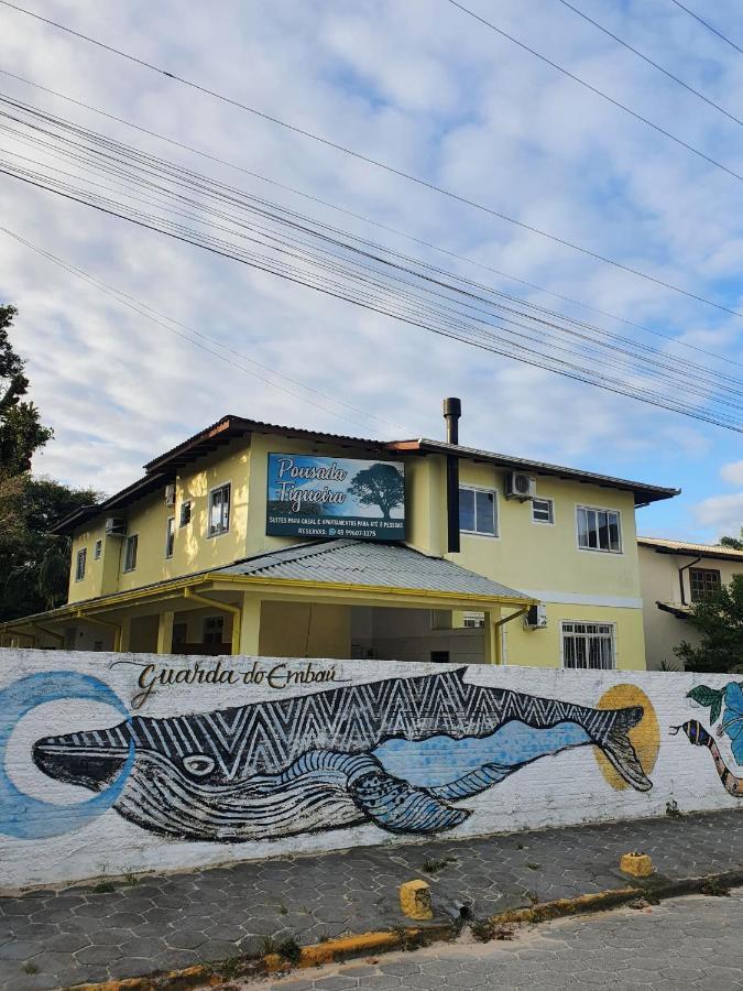 Pousada Figueira Guarda do Embaú Esterno foto